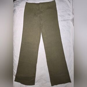 Pretty Little Thing Light Rib Knit Wide Leg Green Khaki Color Pants Size M NWT